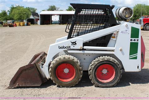 bobcat 642 skid steer loader|bobcat 642 weight capacity.